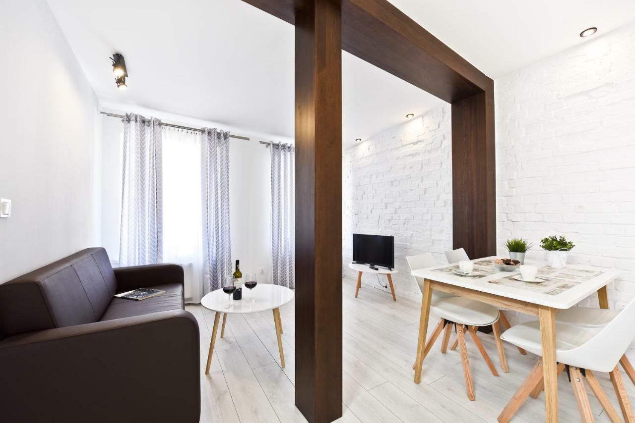 Julia Apartment Stary Toruń Exteriör bild