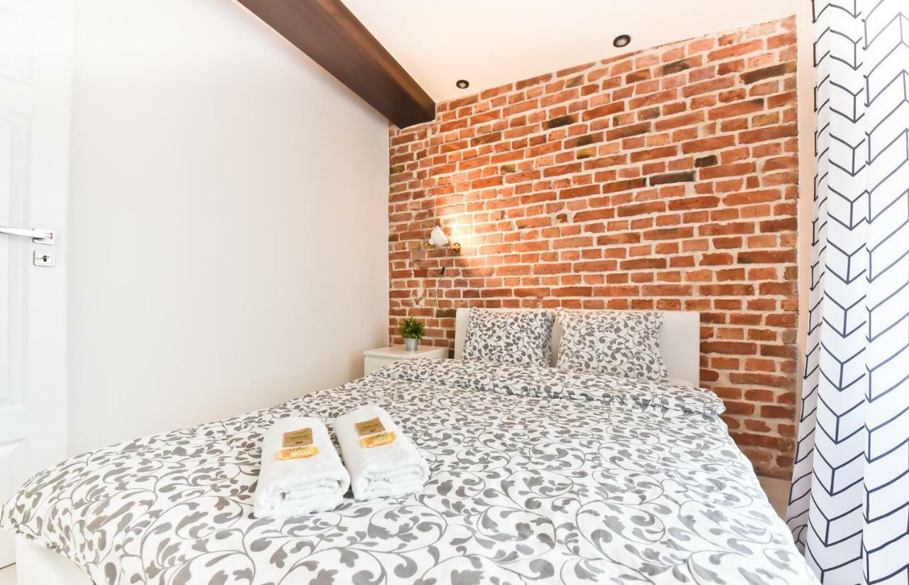 Julia Apartment Stary Toruń Exteriör bild